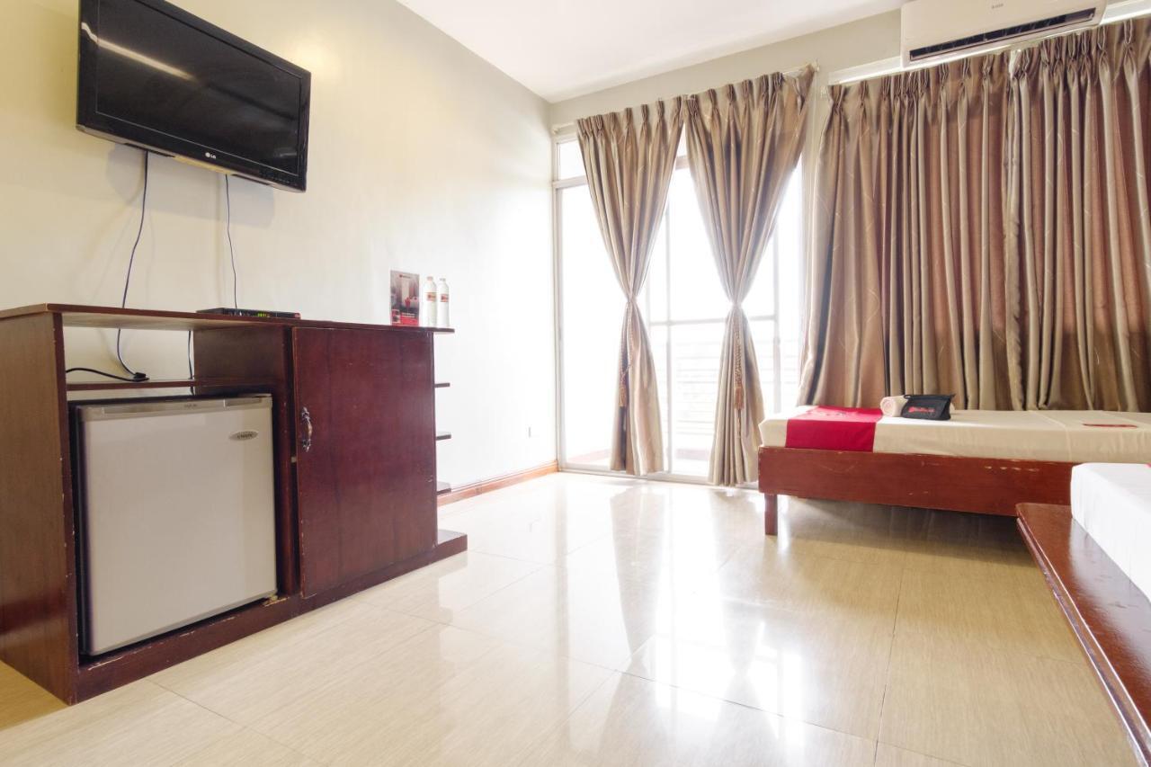 Reddoorz Near Camp Montelibano Hotel Bacolod Exterior photo